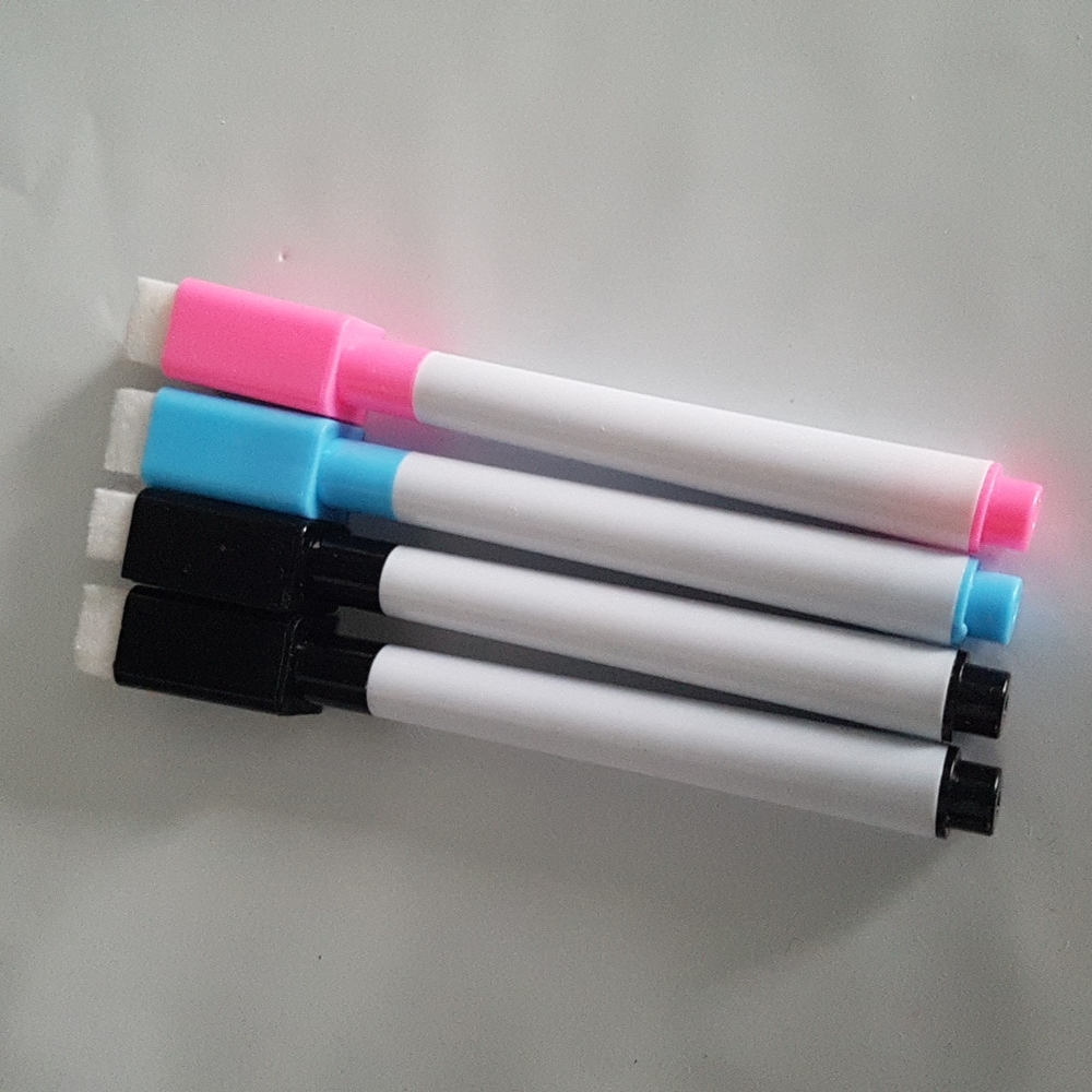 2/15$ NEW 4 pcs Erasable Magnetic Markers for White Boards (Small)